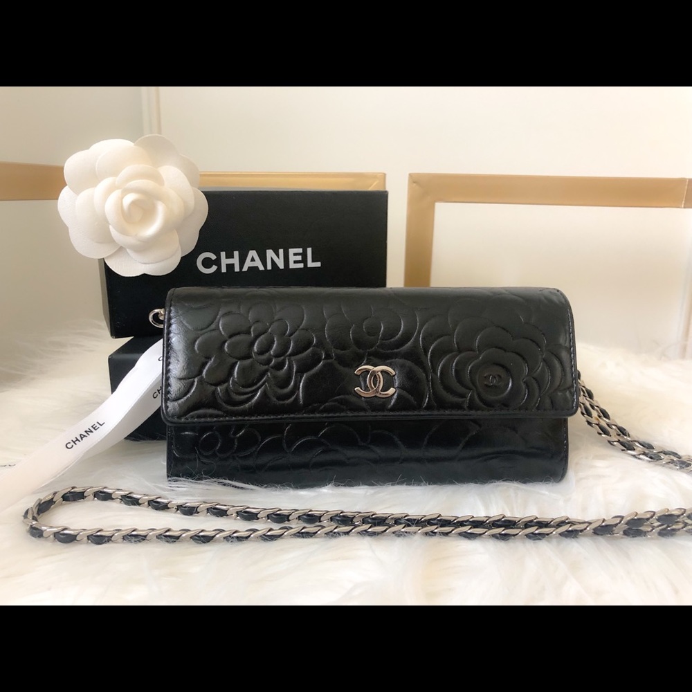 AUTHENTIC CHANEL Wallet Clutch w/ Chain Added